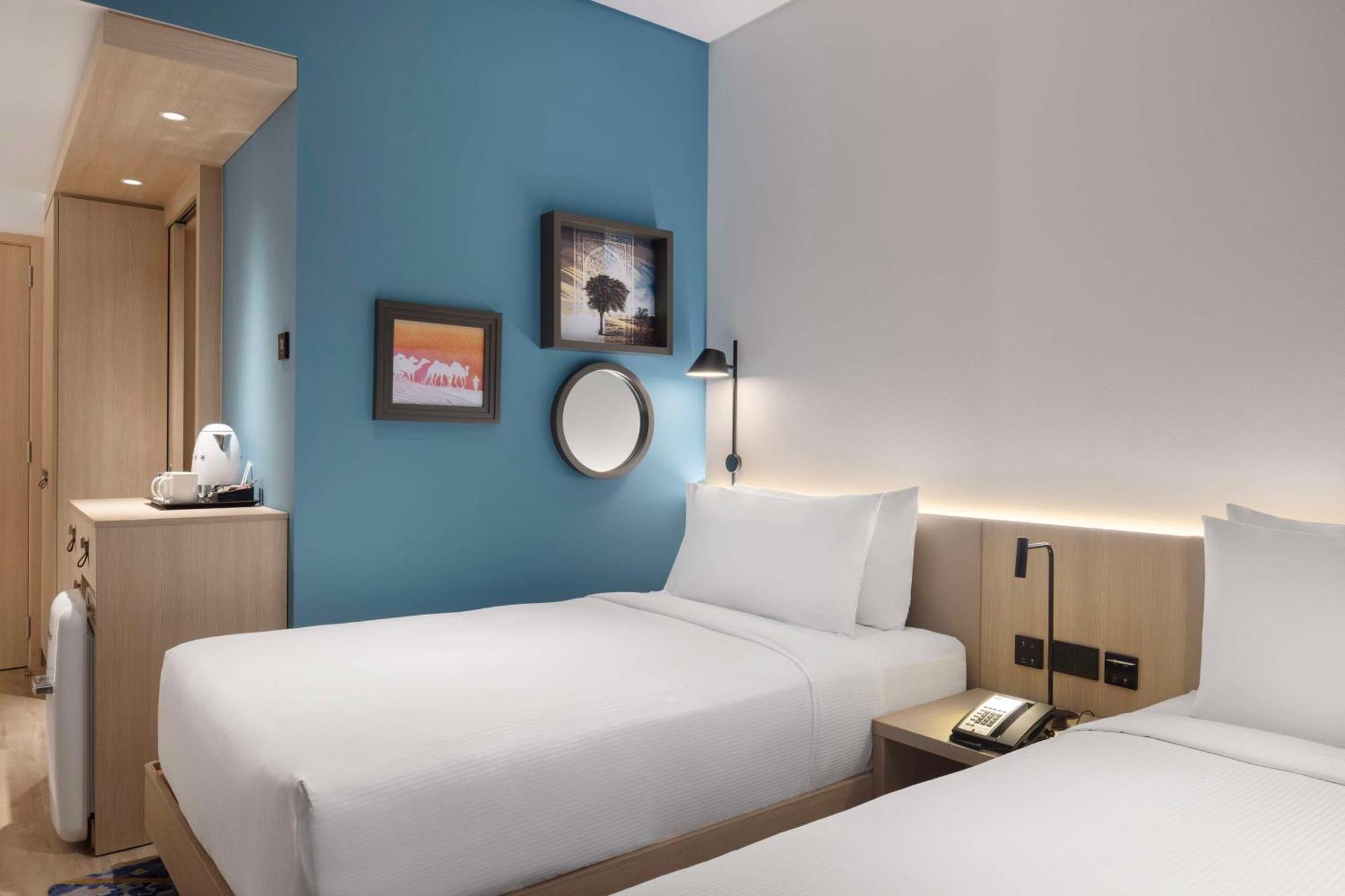 Hampton By Hilton Kuwait Salmiya Hotell Kuwait City Eksteriør bilde